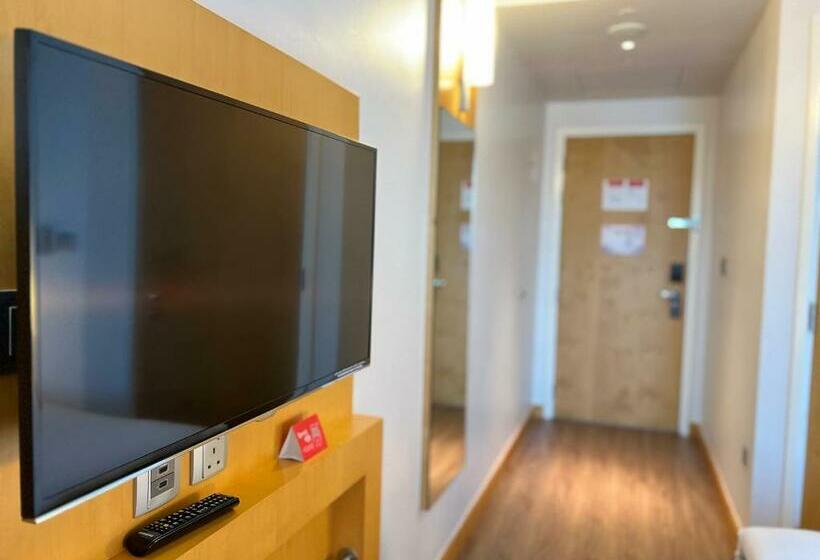 هتل Ibis One Central   World Trade Centre Dubai