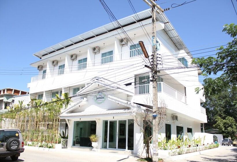 Отель Jasmine Chiang Mai Boutique