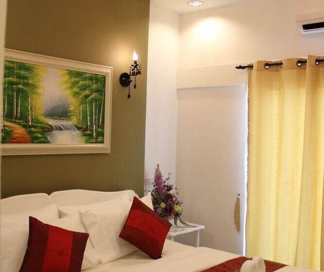 Отель Jasmine Chiang Mai Boutique