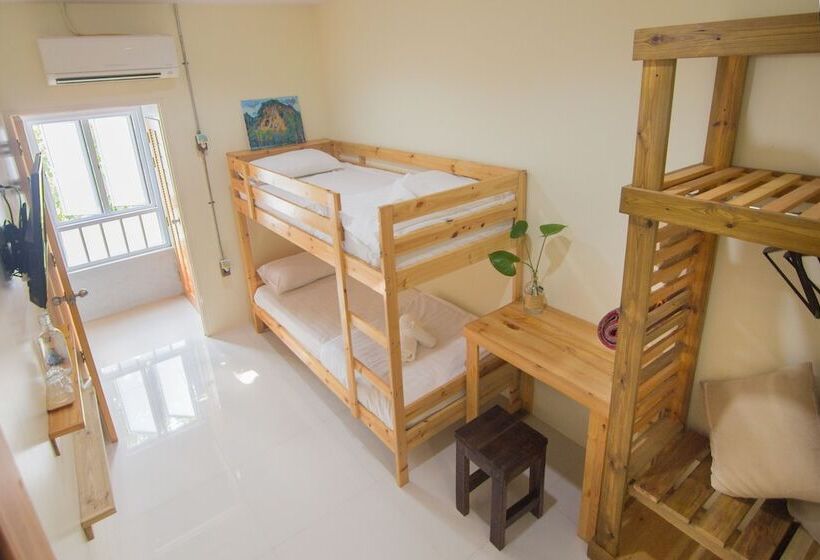 호텔 Just Fine Krabi