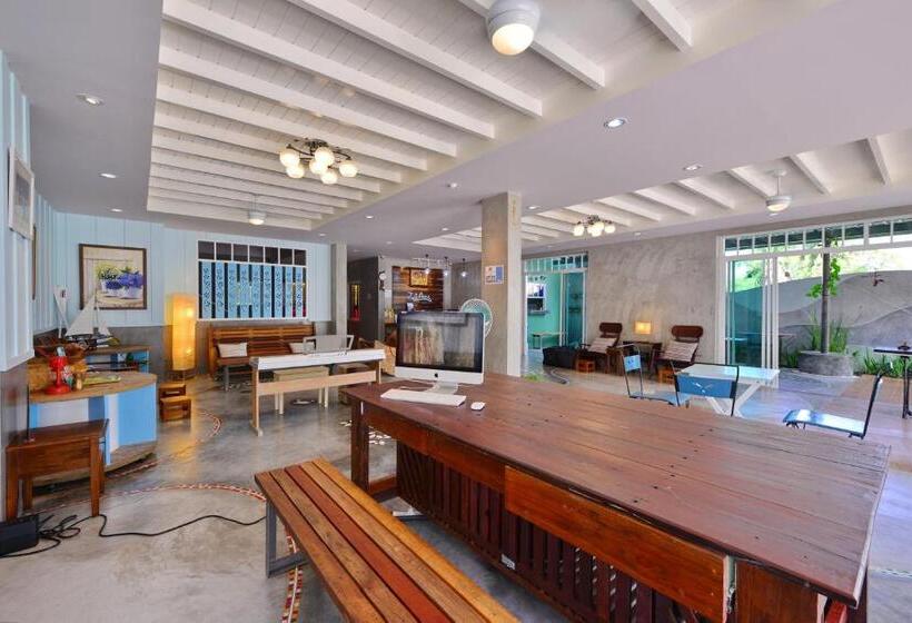 호텔 Just Fine Krabi