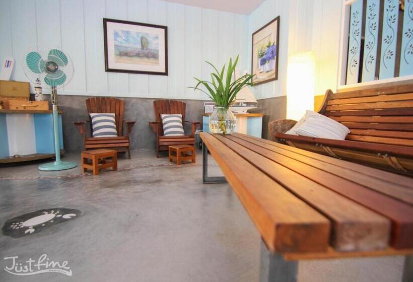 호텔 Just Fine Krabi