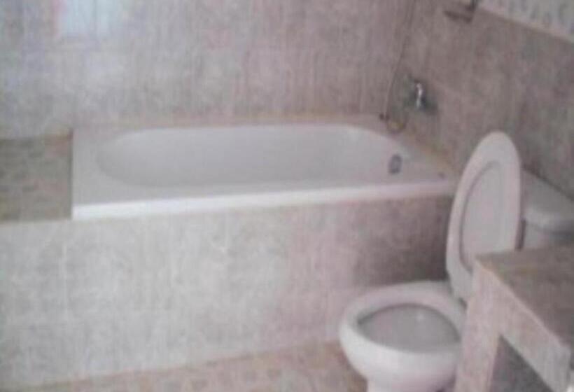 호텔 Kamala Phuyai Resort