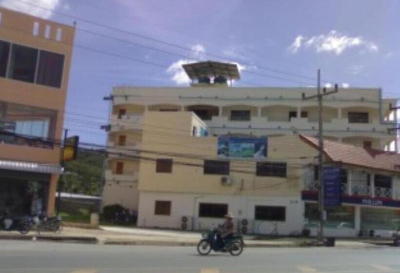 호텔 Kamala Phuyai Resort