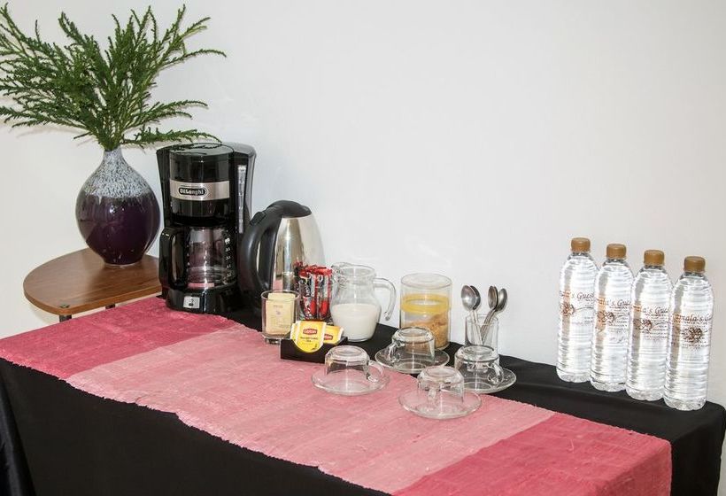 酒店 Kamala's Guesthouse