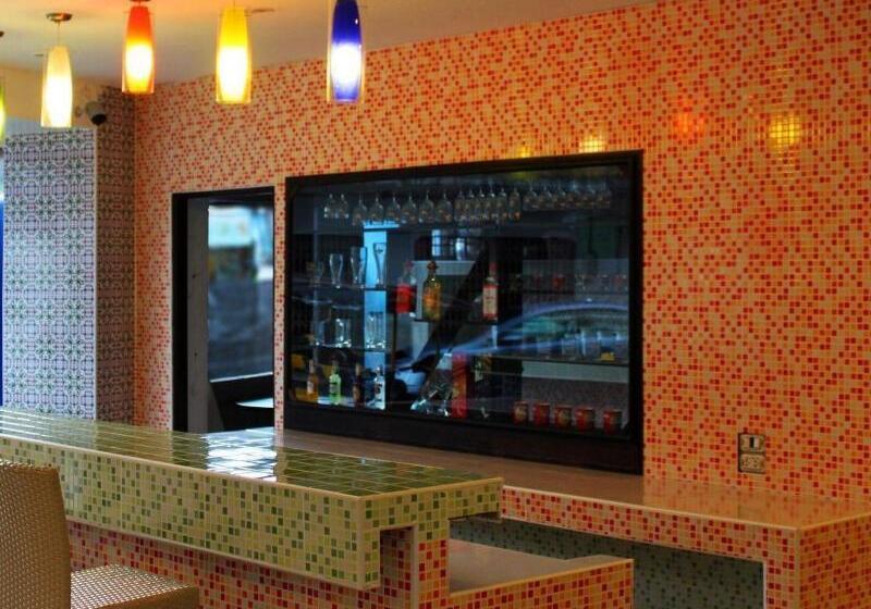 호텔 Krabi City View