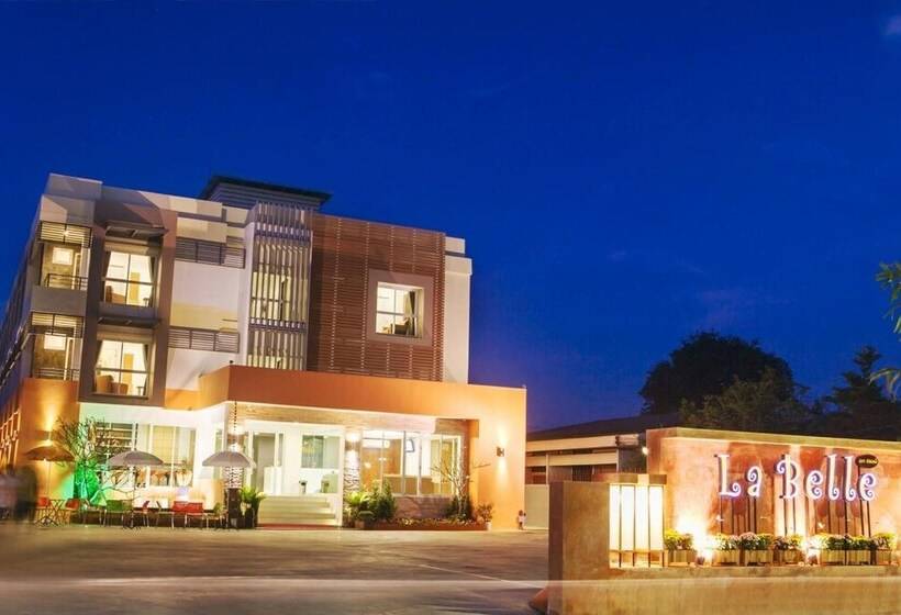 Отель La Belle