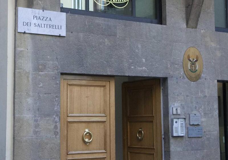 هتل La Torre Dei Salterelli