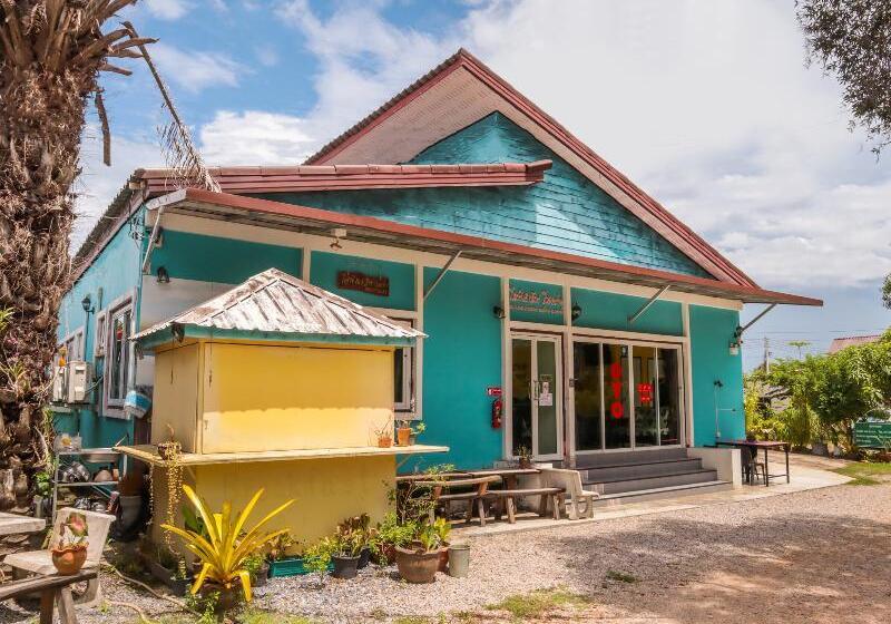 Отель Life And Love Resort