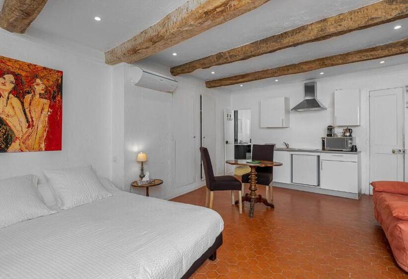فندق Maison Carles Bnb