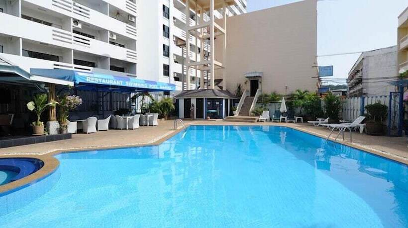 Отель Marina Inn Pattaya