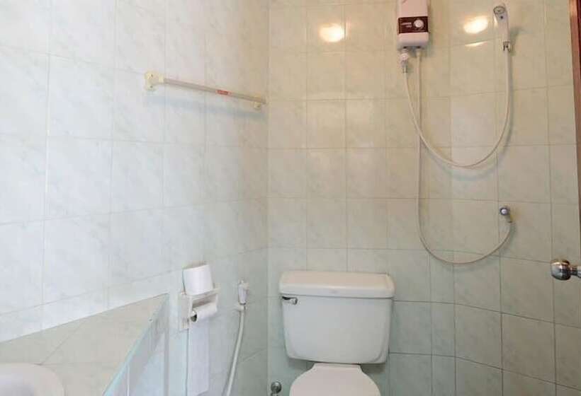 Отель Marina Inn Pattaya