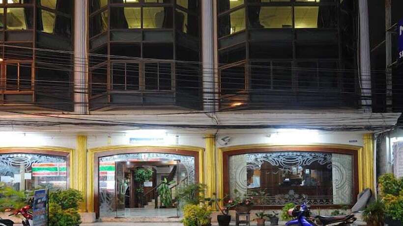 Отель Marina Inn Pattaya