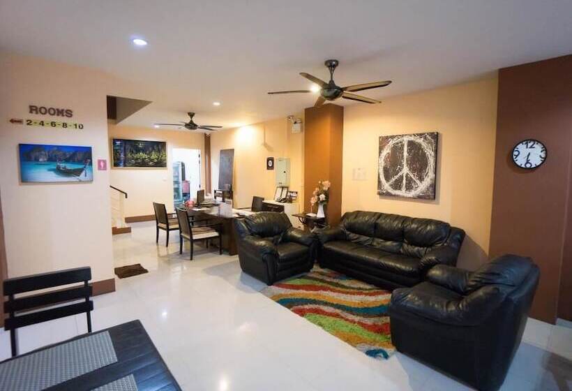 Отель Mellow Space Boutique Rooms