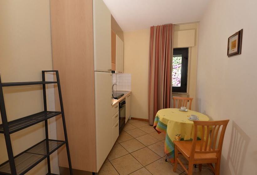 בית מלון כפרי Miramare Residence