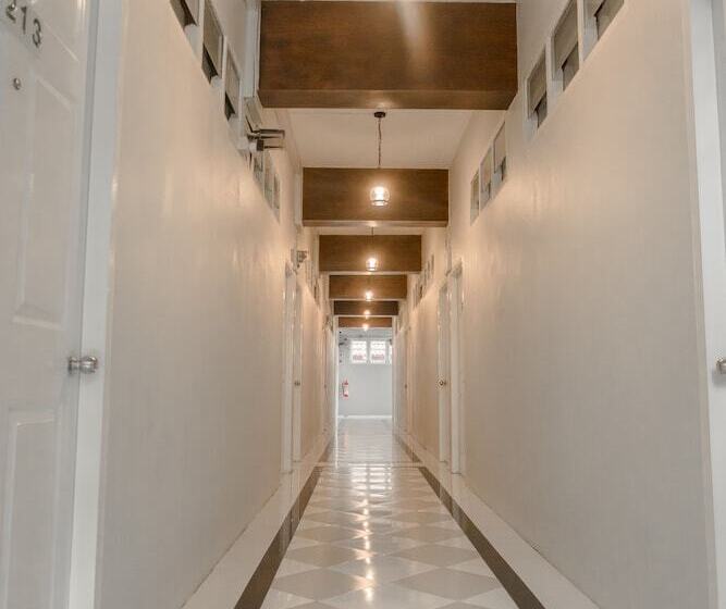 酒店 Morning Dew Lodge