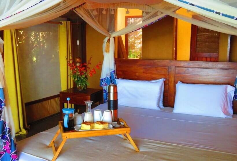 Отель Naara Ecolodge & Spa