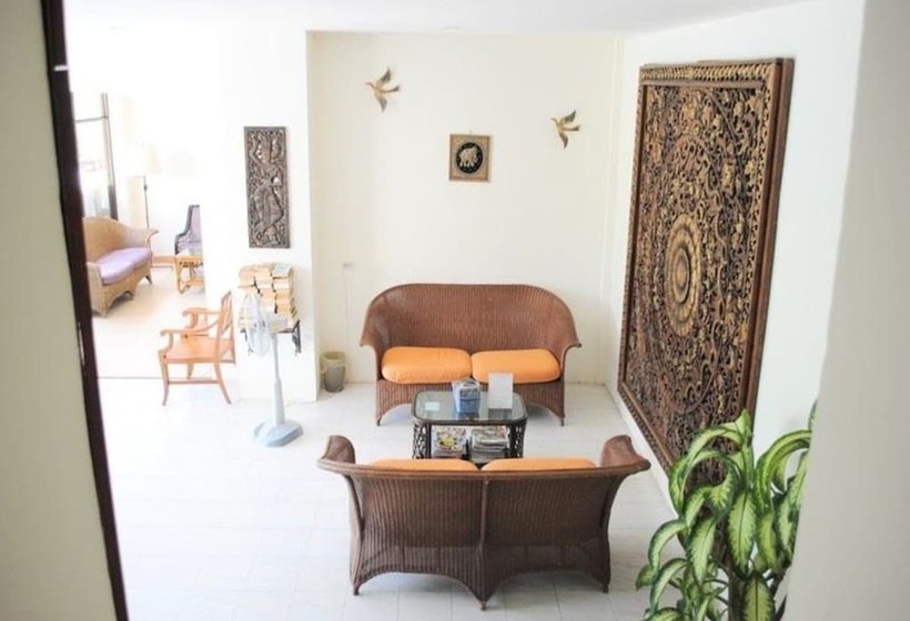 هتل Penzy Guest House