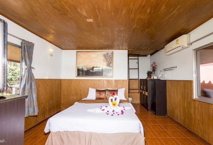 호텔 Phi Phi Good View