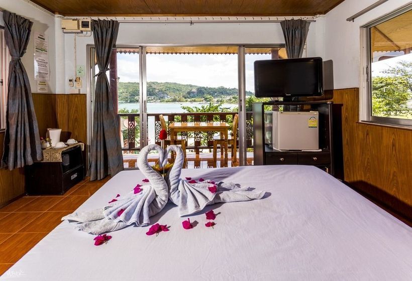 호텔 Phi Phi Good View