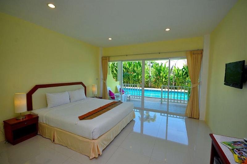 ホテル Phuket Airport Sonwa Resort