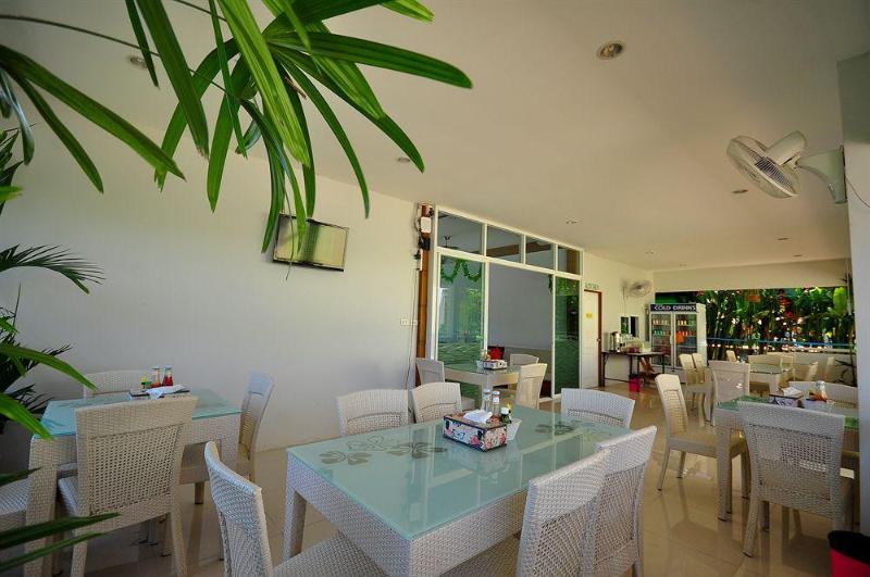 ホテル Phuket Airport Sonwa Resort