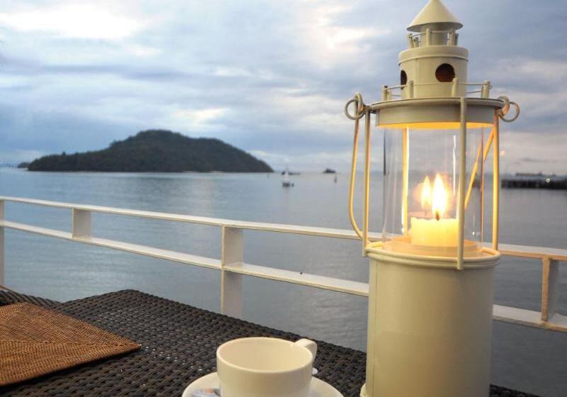 ホテル Phuket Boat Quay
