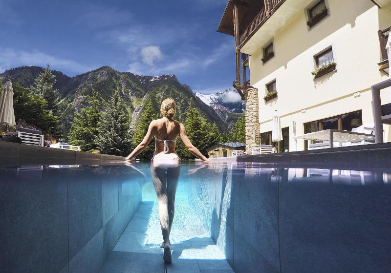 فندق Qc Termemontebianco