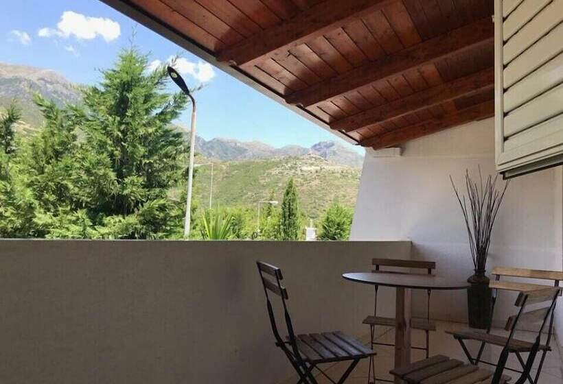 בית מלון כפרי Relax Dhermi