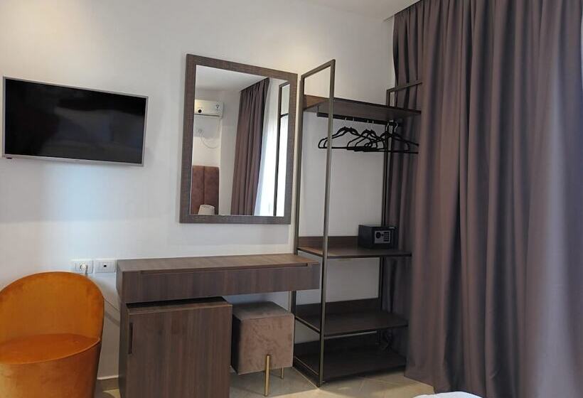 בית מלון כפרי Relax Dhermi