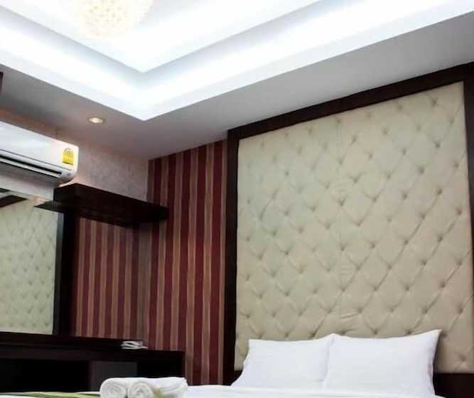 호텔 Roses Hua Hin