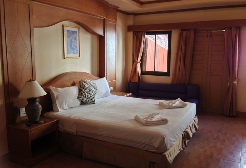 Отель Ruen Thai Guesthouse Patong