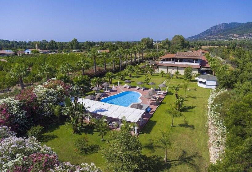 Отель Rurale Orti Di Nora & Spa