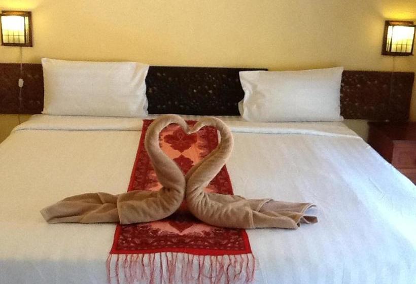 Отель Samui Hostel