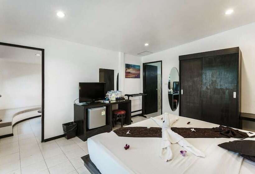 בית מלון כפרי Samui Pier Beach Front & Resort