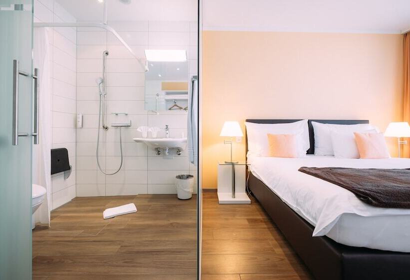 בית מלון כפרי Schützen Steffisburg