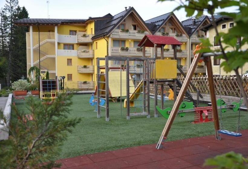 בית מלון כפרי Select