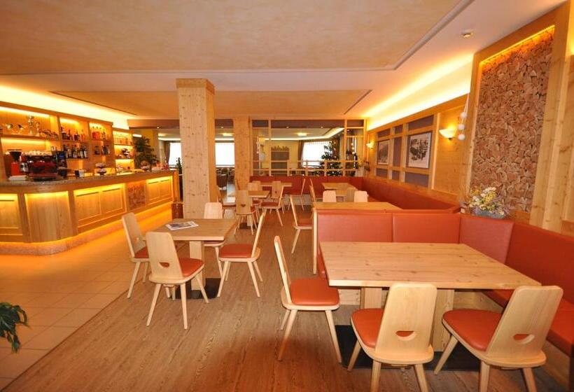 בית מלון כפרי Select