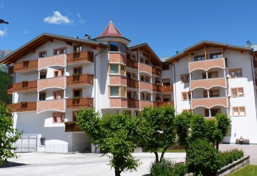 בית מלון כפרי Select