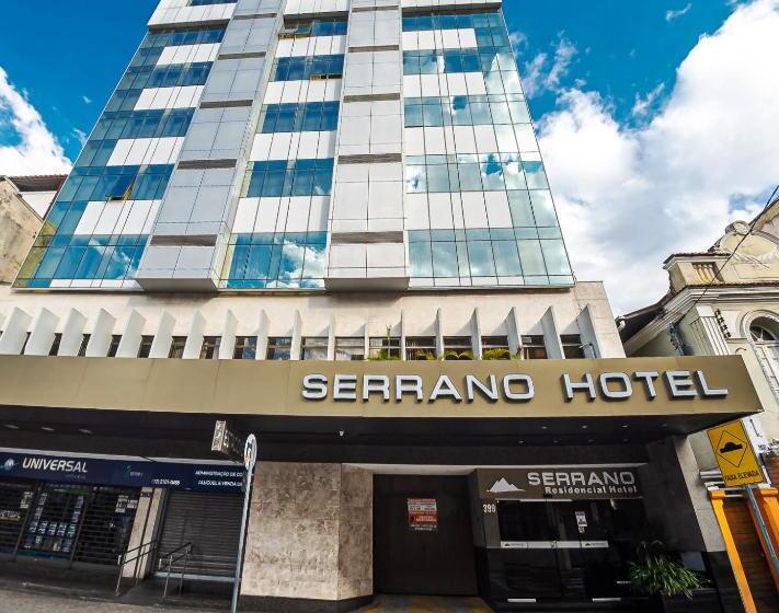 فندق Serrano Residencial