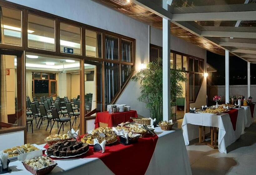 فندق Serrano Residencial