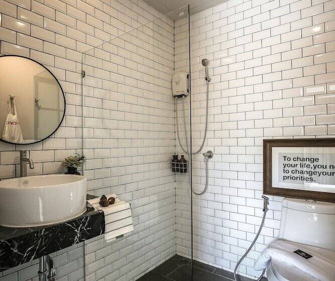 호텔 Sugar Ohana Poshtel