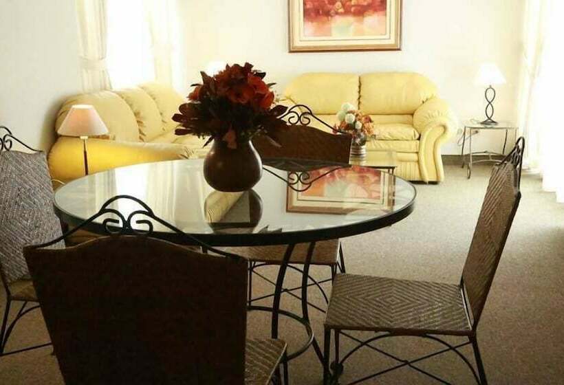 בית מלון כפרי Suites Antique Apart