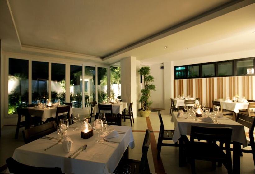 Отель Sungthong Kamala Beach Resort