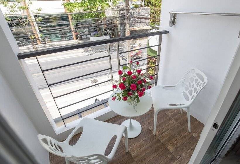 Отель Sungthong Kamala Beach Resort