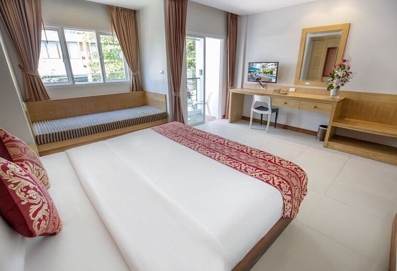 Отель Sungthong Kamala Beach Resort