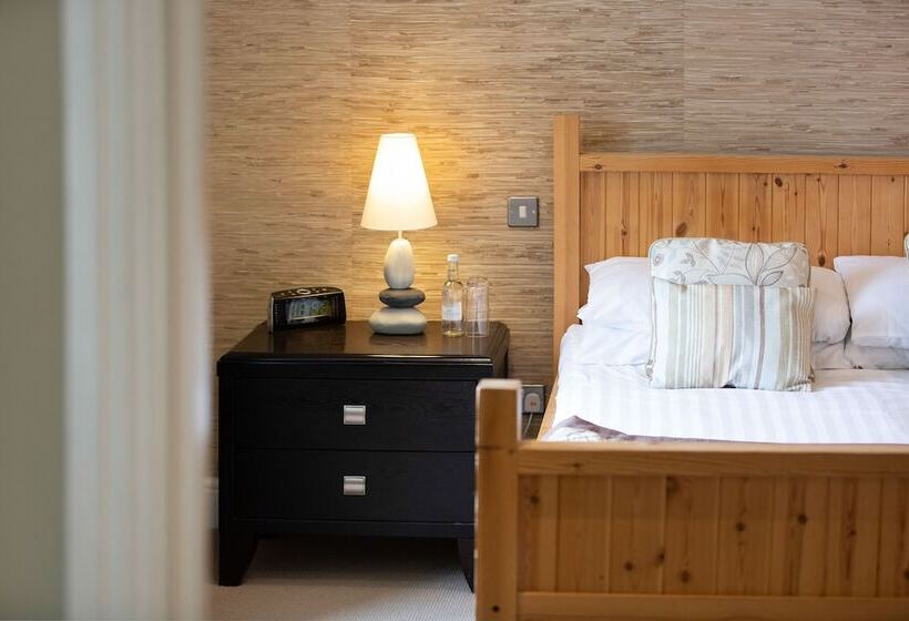 The Craster Arms Hotel In Beadnell