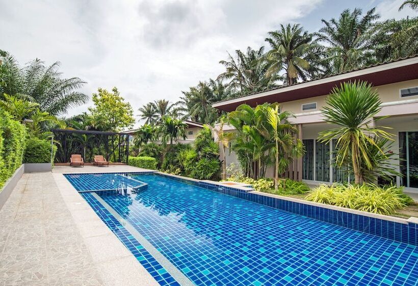 호텔 The Fong Krabi Resort