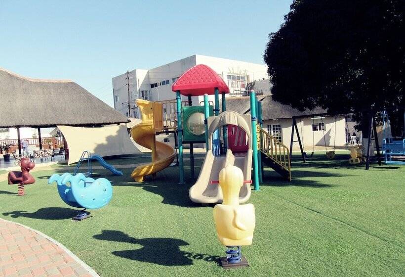 ホテル The Matola