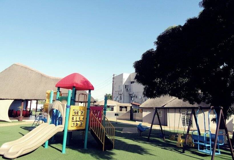 ホテル The Matola